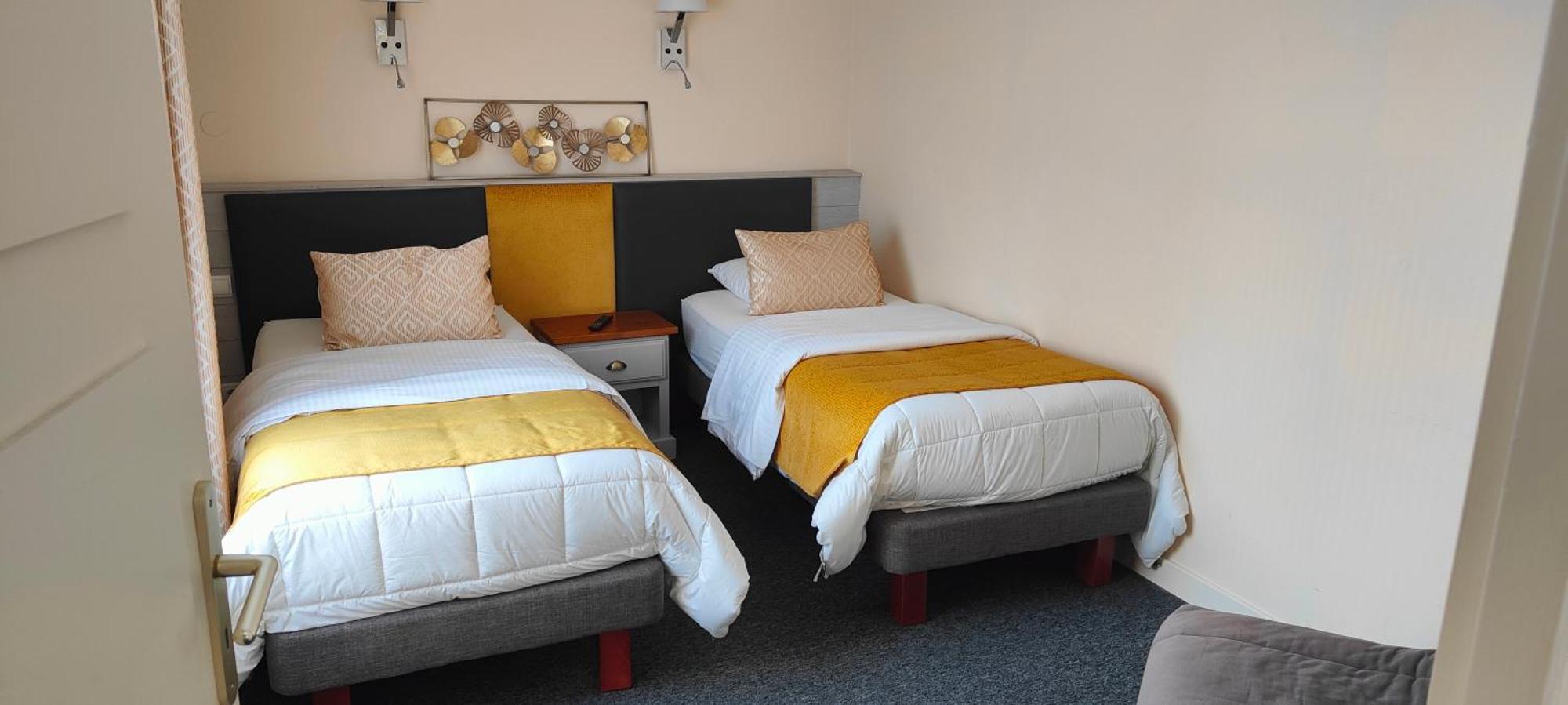 Hotel Spa & Restaurant O Pervenches Σαμπερί Εξωτερικό φωτογραφία