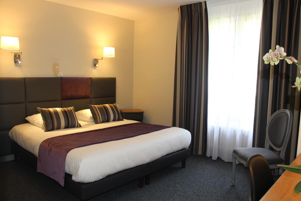 Hotel Spa & Restaurant O Pervenches Σαμπερί Εξωτερικό φωτογραφία